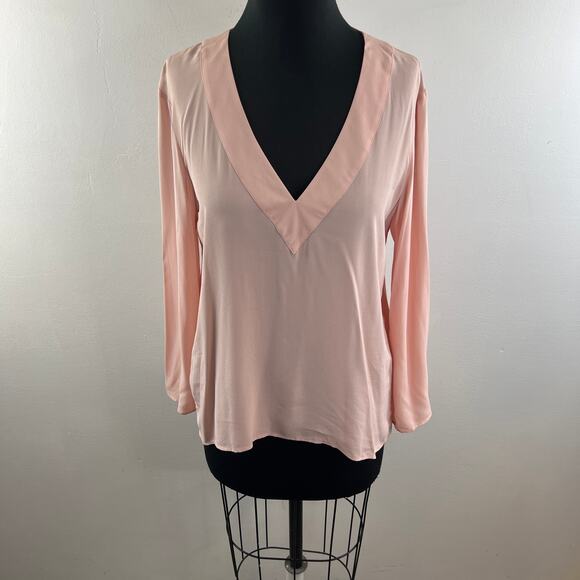 NWT ZARA Woman Hi Lo Blouse Top Pastel Pink V-Neck Long Sleeves Pullover Size M - Picture 2 of 10